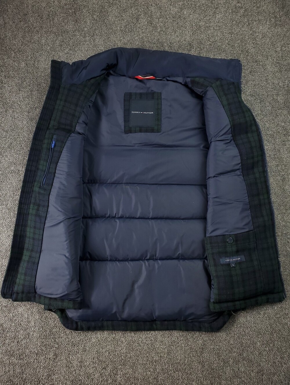 Tommy Hilfiger Wool Goose Down Puffer Vest XL Black Watch Tartan Navy Blue Green - Picture 3 of 13